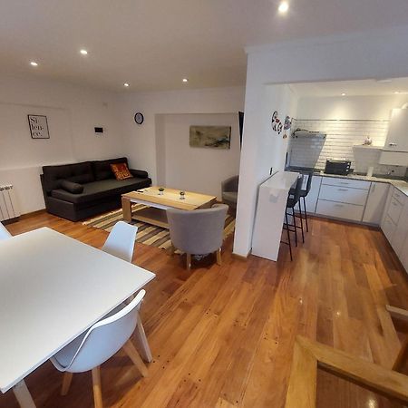 Casa Laura Bariloche Διαμέρισμα Εξωτερικό φωτογραφία